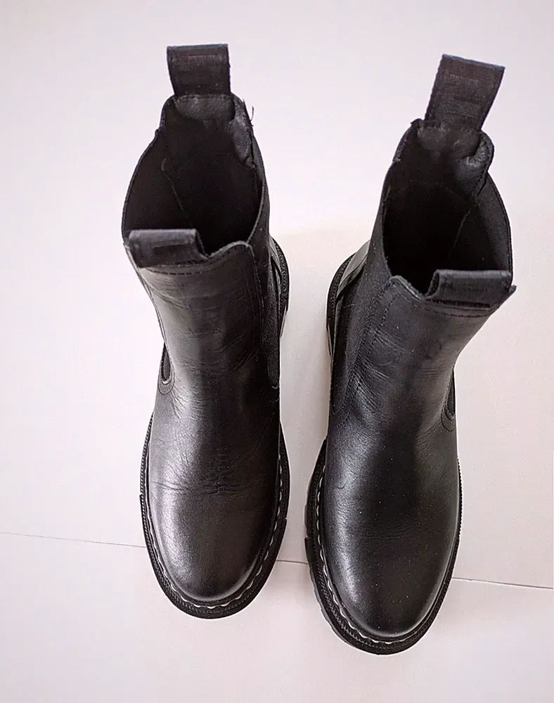 Tamaris Damen Chelsea Stiefeletten Leder Schwarz EU 37 Blockabsatz Profilsohle