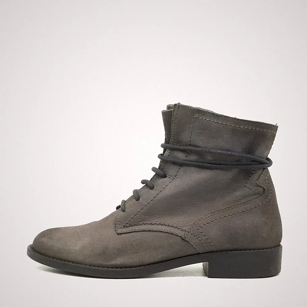 Tamaris Damen Stiefelette Stiefel Flexibel, Reißverschluss Stiefeletten EU 38