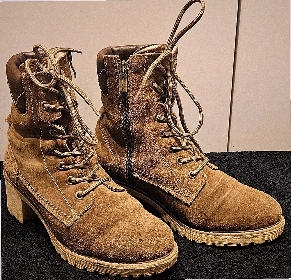 TAMARIS Damenstiefel mit Absatz aus echtem Wildleder braun Gr. 39