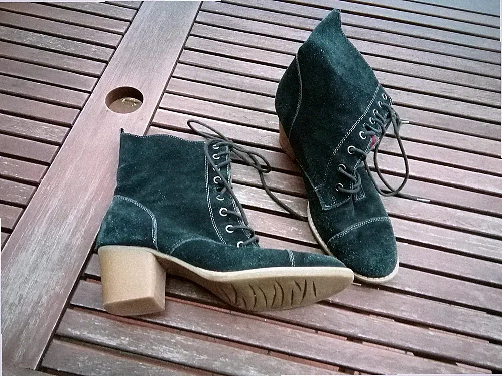 Tamaris Rauhleder Granny Schnür Stiefeletten Booties schwarz Ziernähte 40 bequem