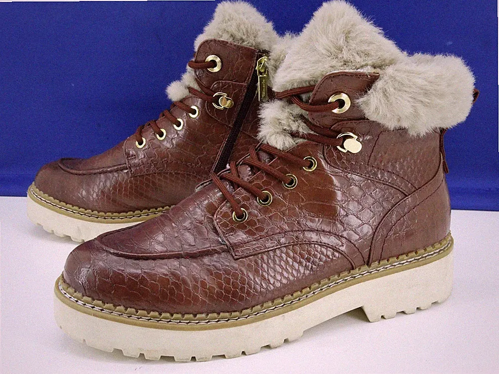 Tamaris Schuhe Stiefel Boots Shoes Stiefeletten Gefüttert Gr 42 Braun