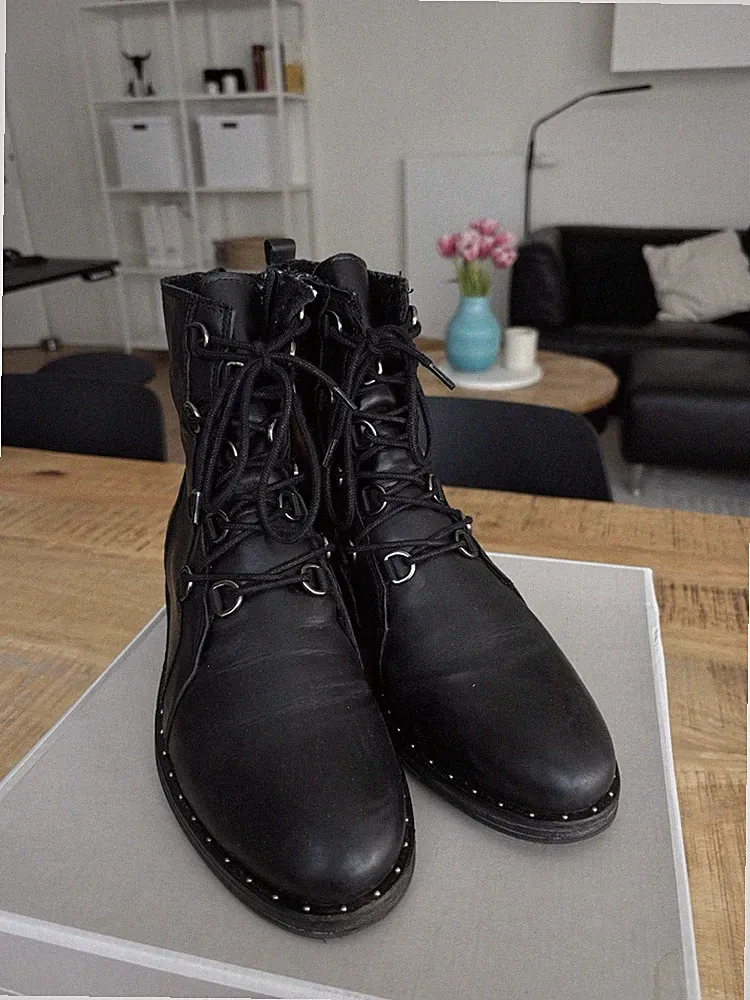 Tamaris - Warm gefütterte Stiefelette Mit Reisverschluss Größe 39