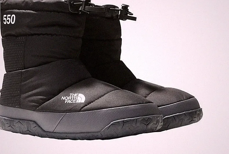 The North Face W Nuptse 550 Apres Bootie Damen Boots Stiefel schwarz Gr. 40 neu