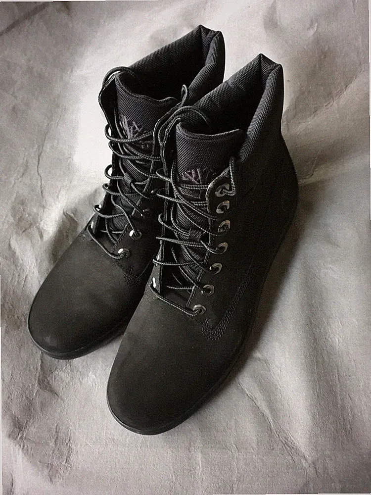Timberland Herren Schuhe Stiefel Schwarz Gr. 44,5 Zustand Neu