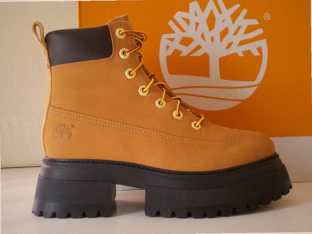 Timberland Sky 6IN Lace Up Damen Stiefel Nubukleder Weizengelb, EU-38,5 170€