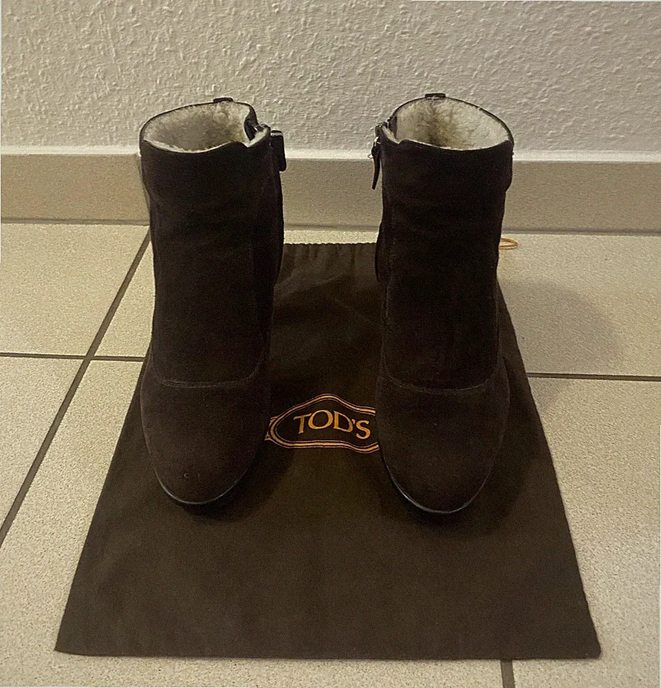 Tod’s Ankle Bootie Braun Gefüttert