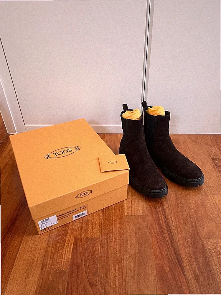Tod's Chelsea Boots Gr. 40,5 (790€ NP, Veloursleder, Braun, Stiefeletten)
