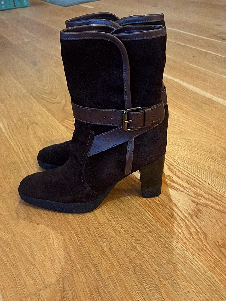 Tod's Stiefel Stiefeletten Braun Damen Größe 39 mit Absatz