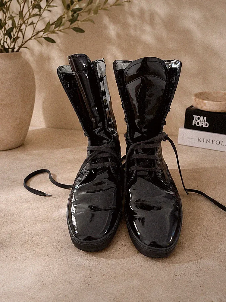 Tods Damen Boots Stiefeletten Größe 39 Lack Leder Schick Gute Zustand
