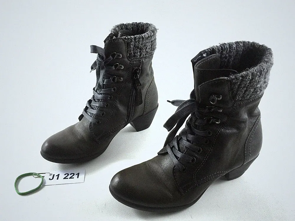 Trichterabsatz Schneestiefel