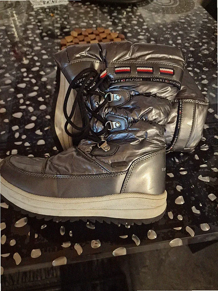 Tommy Hilfiger Boots Gr.35 Neuwertig