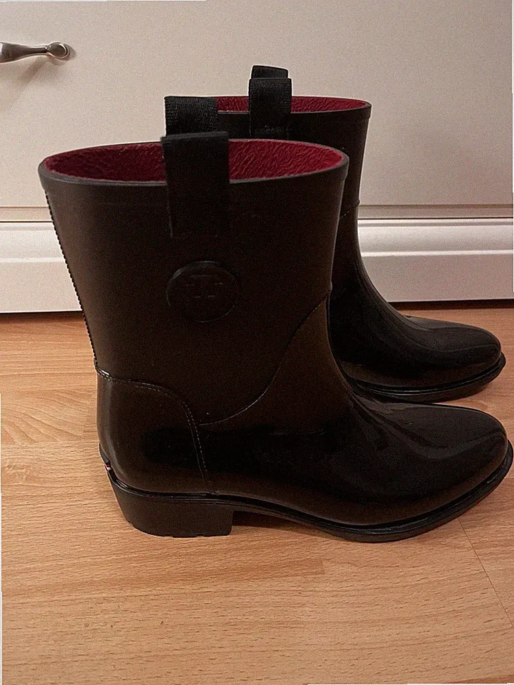 Tommy Hilfiger Boots Lackleder Gummistiefel Schwarz Kristie Wellington Style USA