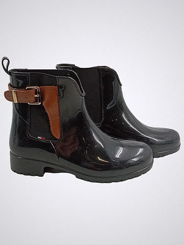Tommy Hilfiger Damen Chelsea Gummistiefel Schwarz Gr. 38 Lack