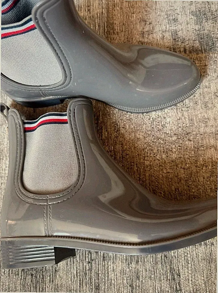 Tommy Hilfiger Damen Chelsea Gummistiefeletten wasserdicht Grau EU 38