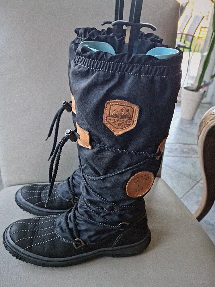 Tommy Hilfiger Schnee Stiefel Größe 39 Warmfutter Schwarz