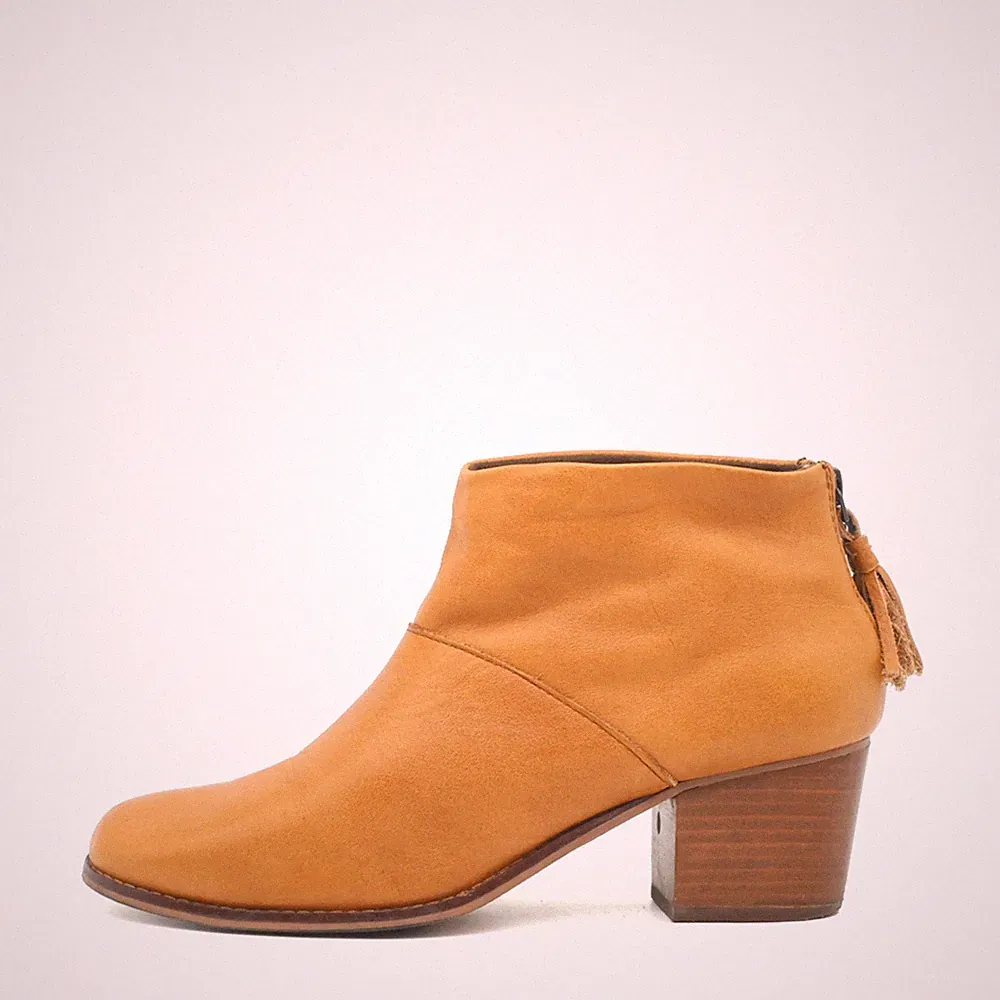 TOMS Damen Booties Boots Braun Leder Reißverschluss Stiefeletten EU 39