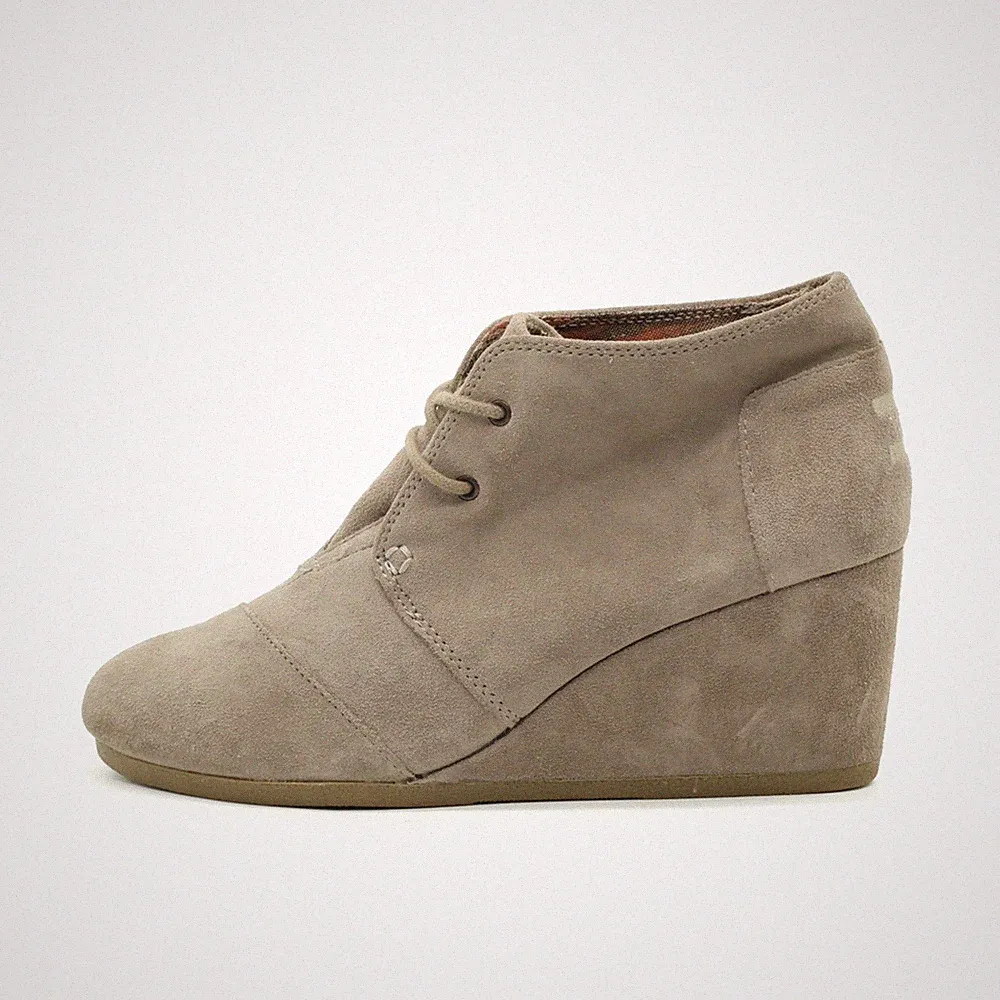 TOMS Damen Wedge Bootie Stiefel beige Wildleder Knöchelhöhe Stiefeletten EU 42
