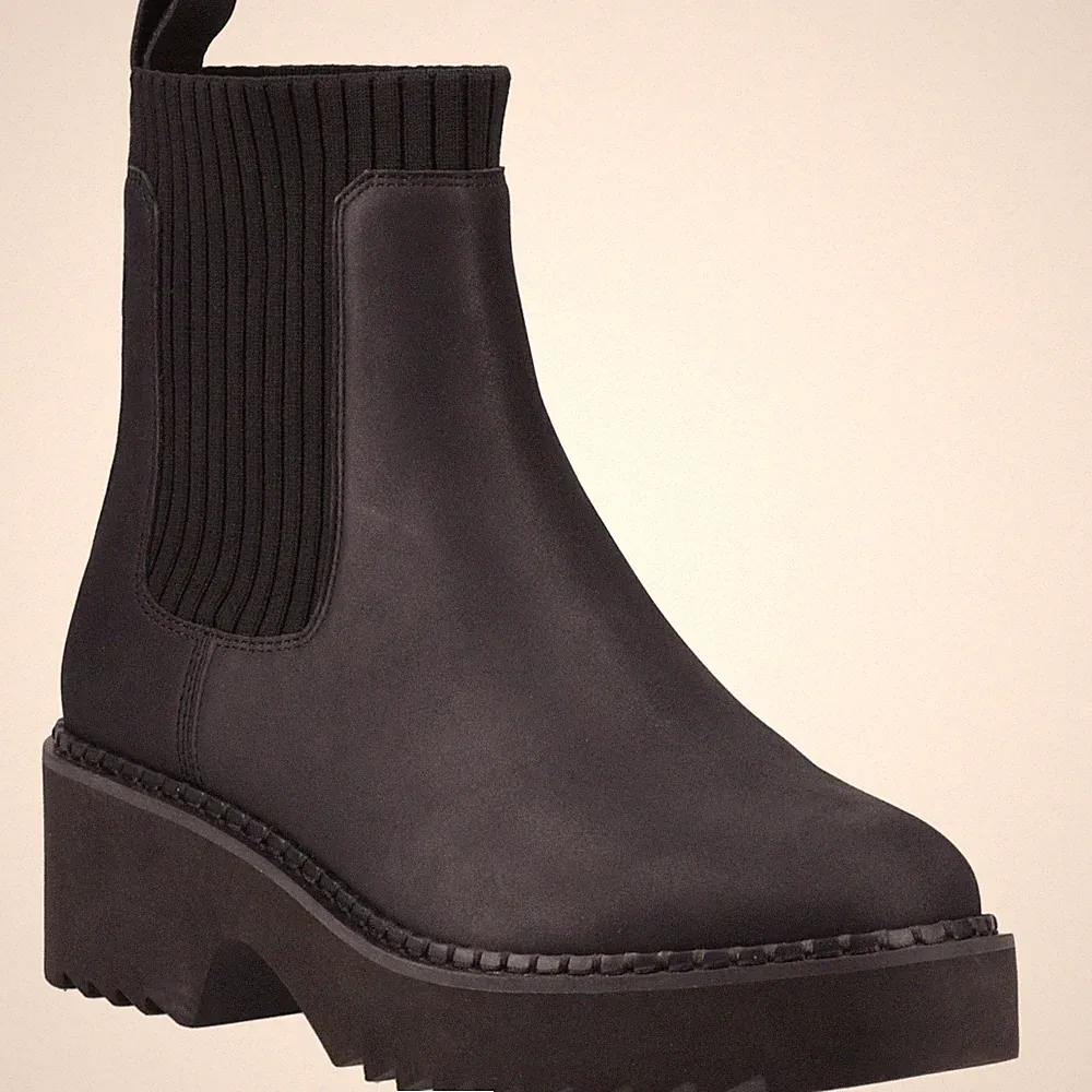 TOMS Millie Leder Damen Schwarze Absatz Stiefeletten