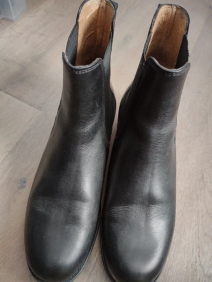 TOP! AIGLE 41 Leder Stiefeletten Boots Stiefel Ankle Booties Chelsea slip on