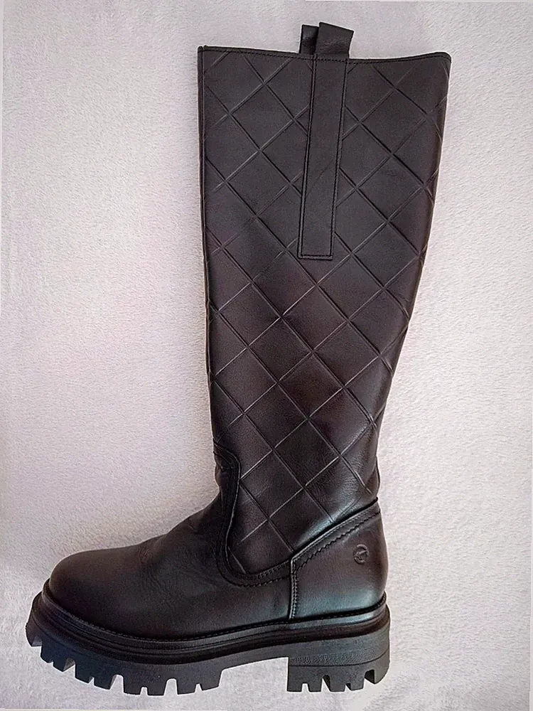 Trend Stiefel Langschaft Echtleder Tamaris gesteppt dicke Sohle Schwarz 39 neuw