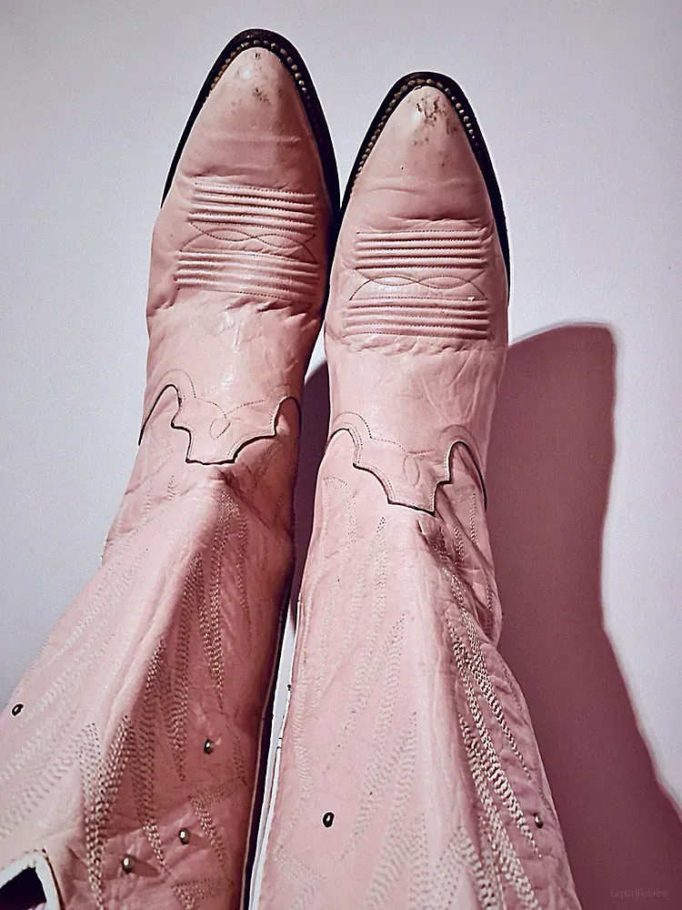 U2K Cowboystiefel, Rosa, mit seitlicher Stickerei und kleinen Nieten, Größe 40