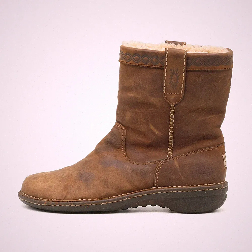 UGG Australia Damen SN 5138 Stiefel Braun Leder Sohle Winterstiefel EU 41