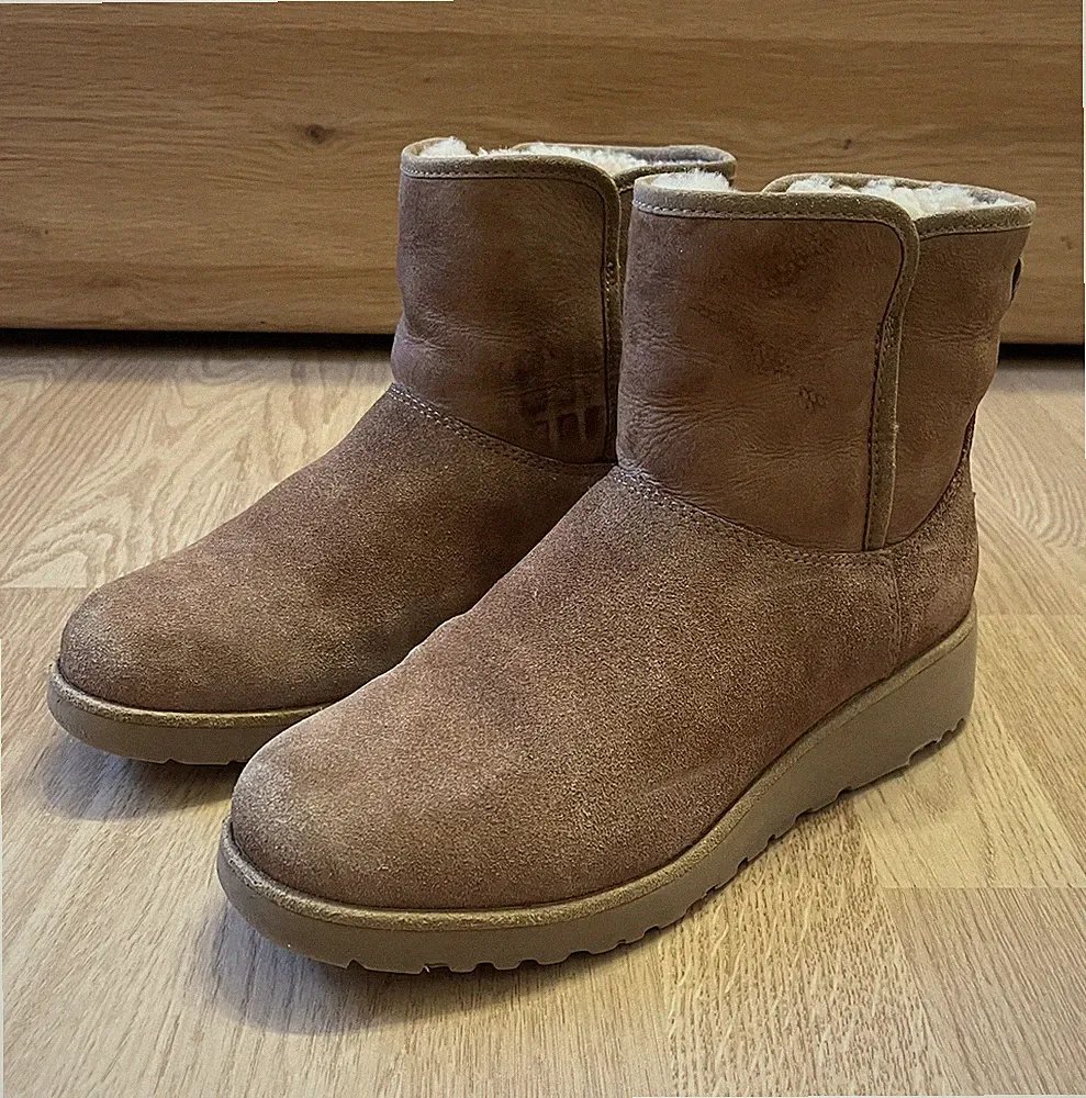UGG Boots Short Gr. 40, Braun, Classic Mini 2