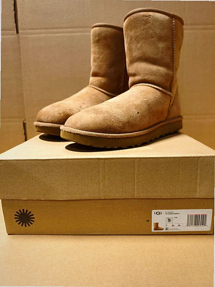 UGG Classic Short II Damen Schnee Stiefel Wildleder braun gefüttert EU 40 OVP