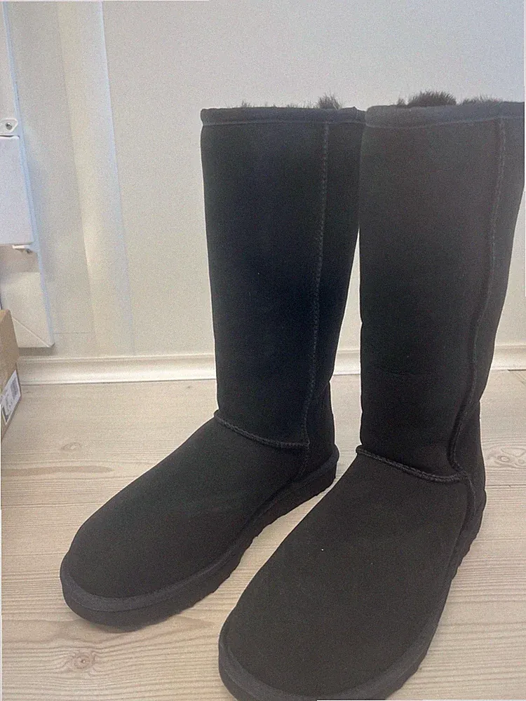 UGG Classic Tall II Damen Stiefel Gr. 39 Schwarz 1016224 Leder Lammfell NEU OVP