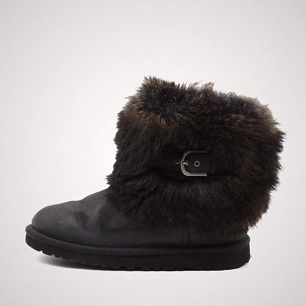 UGG Damen 1008178K Stiefel Schwarz Leder Knöchelhoch Classic Winterstiefel EU 34