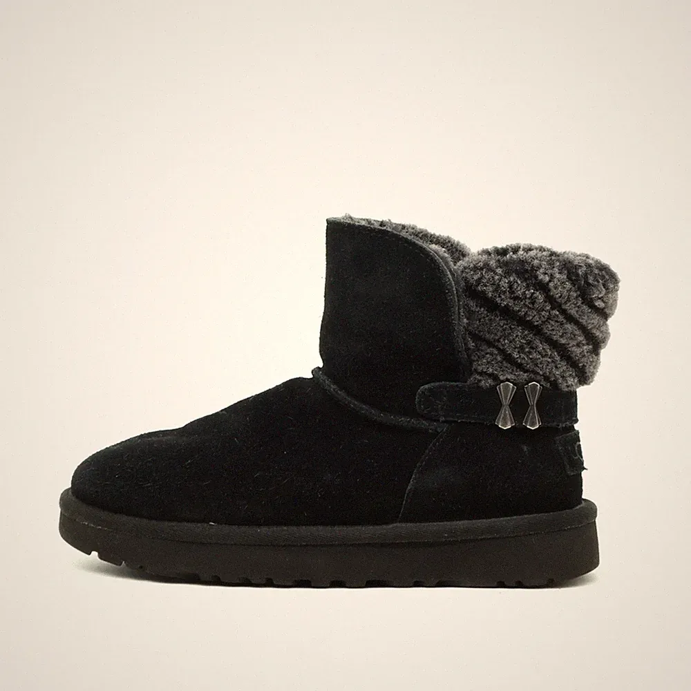 UGG Damen 1013306 Stiefeletten Schwarz Wildleder Classic Winterstiefel EU 36
