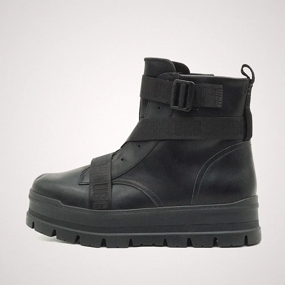 UGG Damen 1116136 Winterstiefel Schwarz Leder Mittel Classic Stiefel EU 43