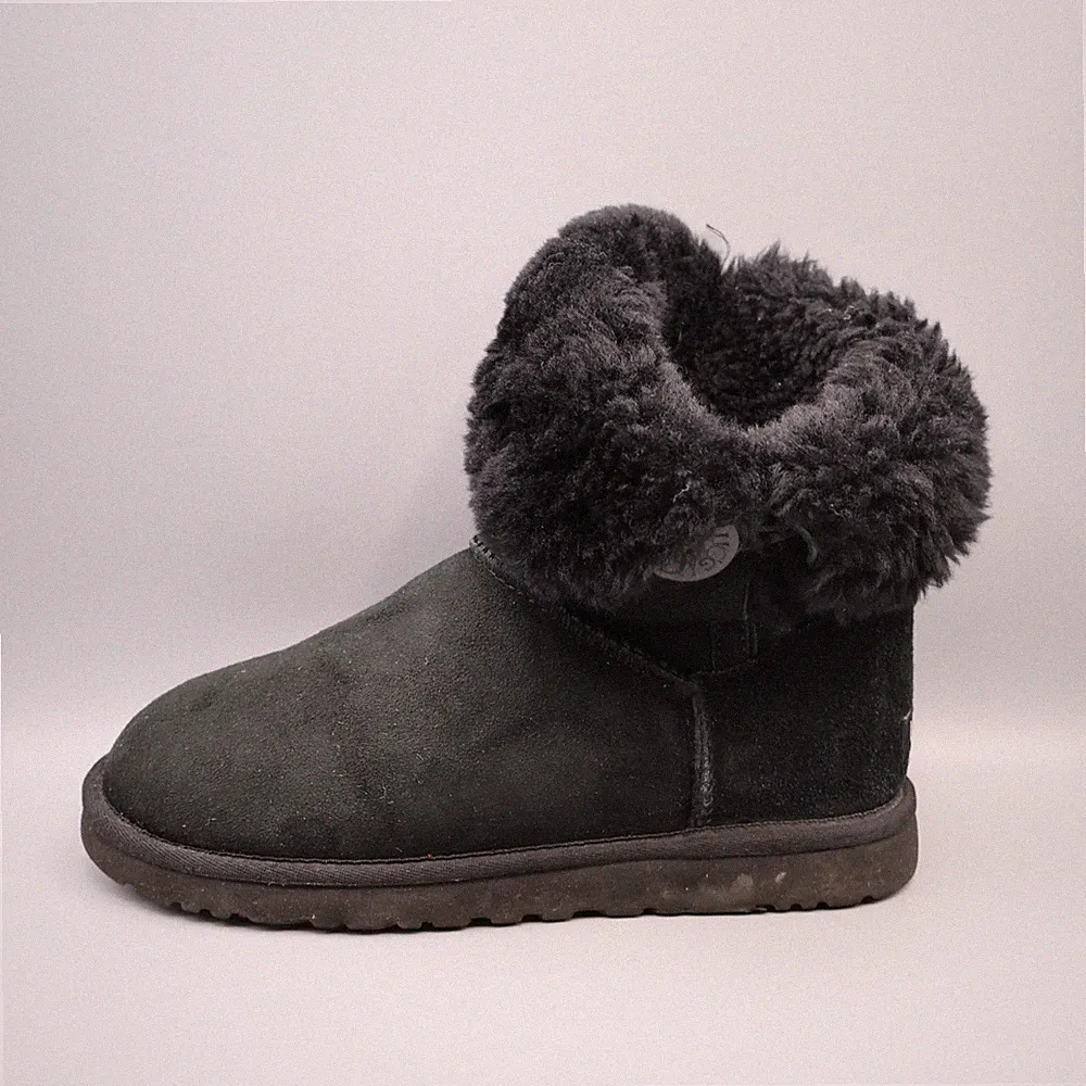 UGG Damen Bailey Bow II Stiefel Schwarz Leder Komfort Winterschuh - 27,5cm lang