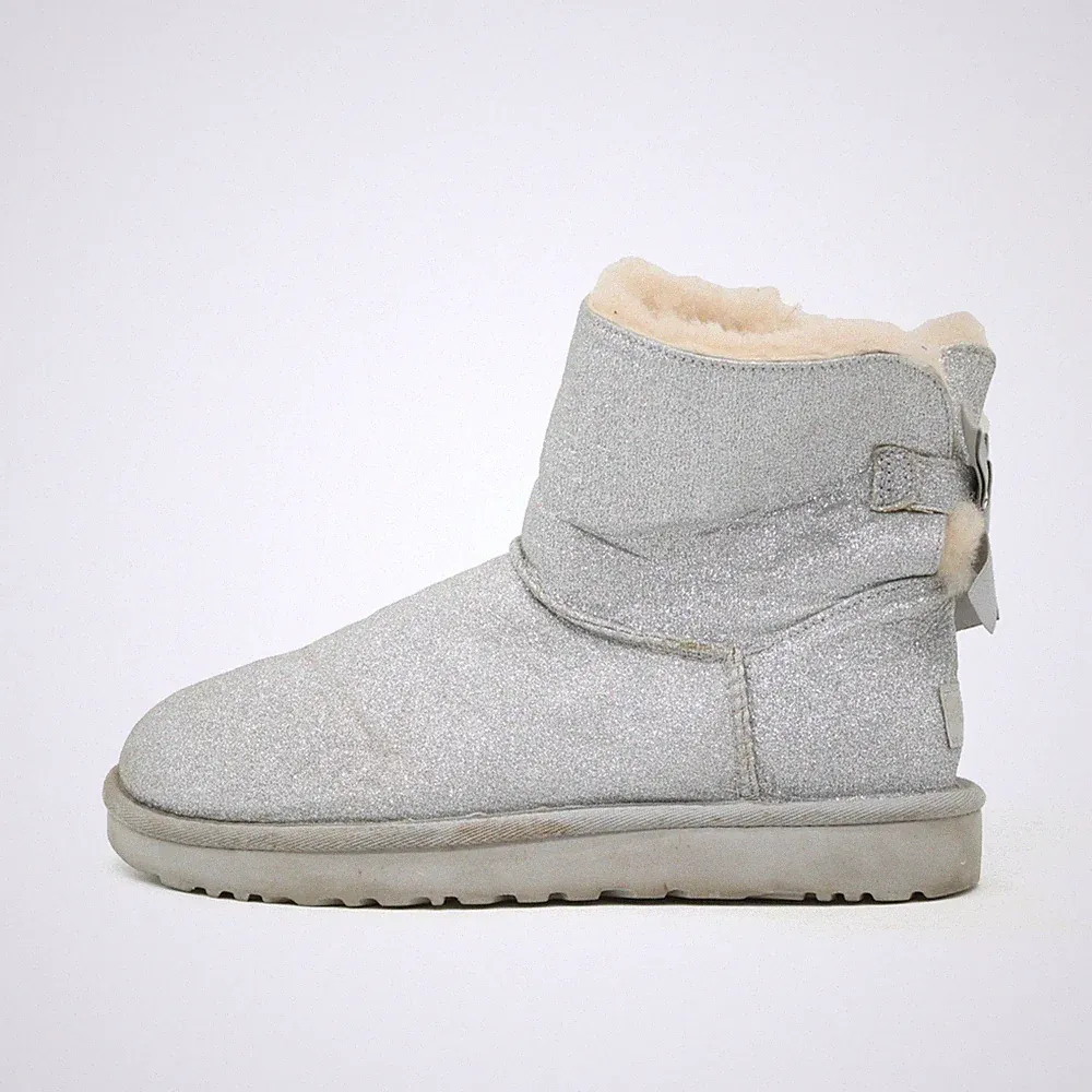 UGG Damen Classic Mini Bow Stiefel Silber Wildleder Schaft Stiefeletten EU 39