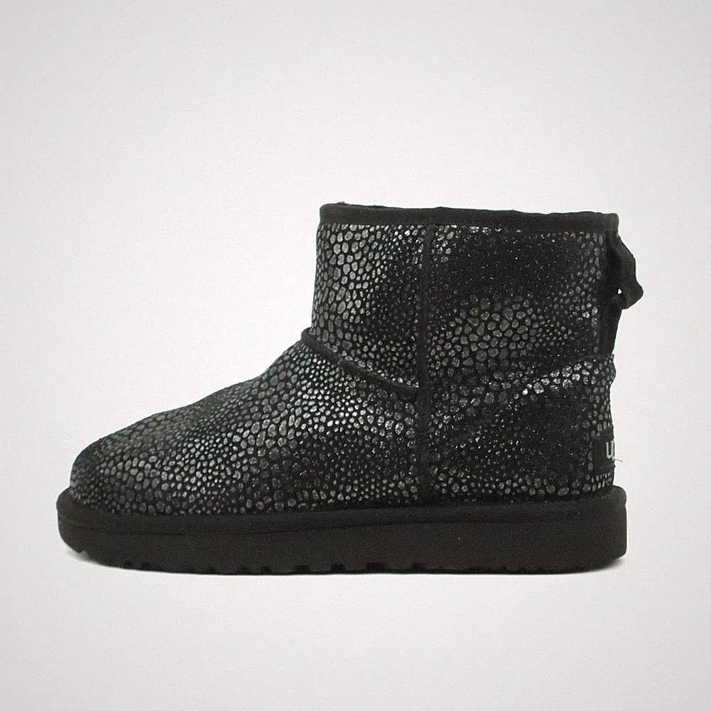 UGG Damen classic mini stiefel schwarz leder gefüttert stiefeletten EU 38