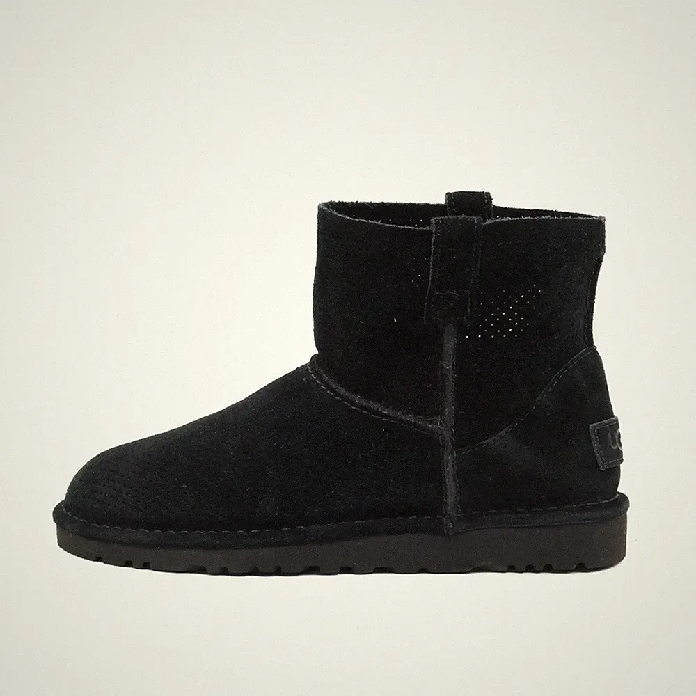 UGG Damen Classic Mini Stiefel Schwarz Wildleder Kurzschaft Stiefeletten EU 38