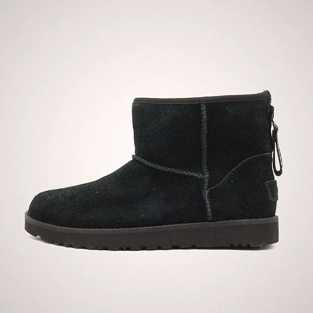 UGG Damen Classic Mini Stiefel Schwarz Wildleder Kurzschaft Winterstiefel EU 38