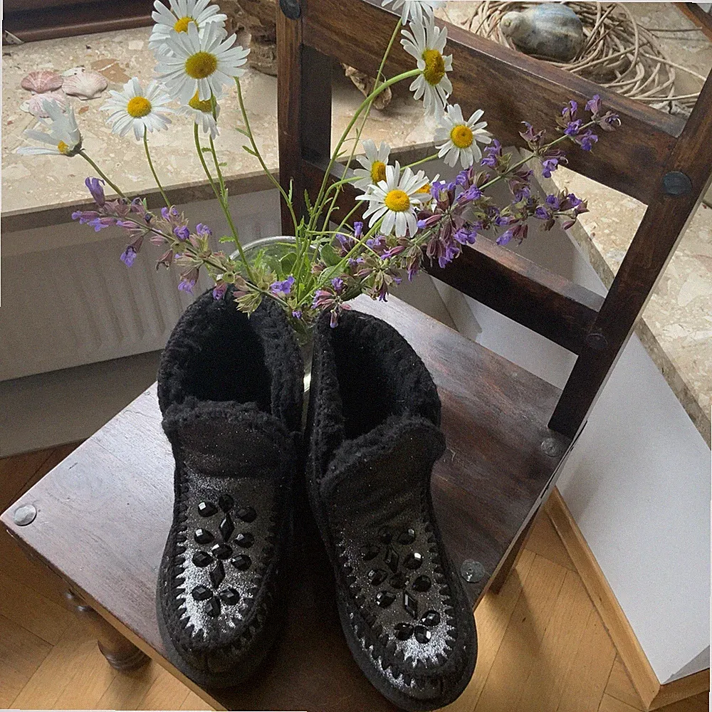 UGG Damen Classic Short Sequin Stiefel Schwarz SilberTextil Gefüttert EU 38
