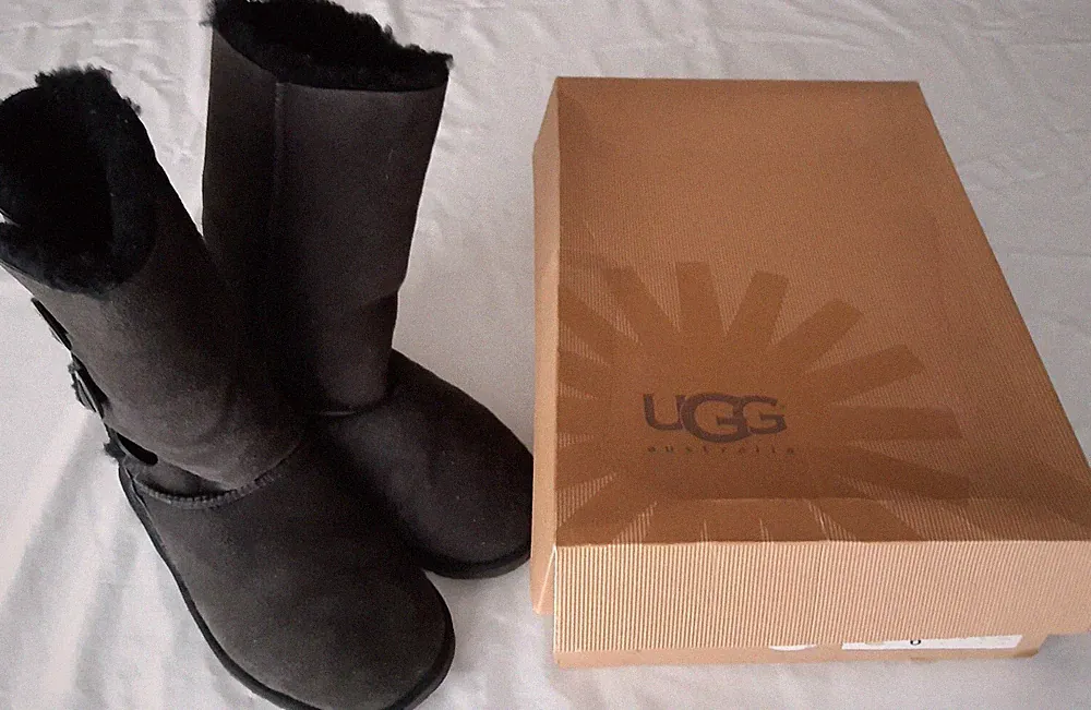 UGG Damen High Australia Wildleder Stiefel mit 3 Knöpfen Merino Gr. 36 EU