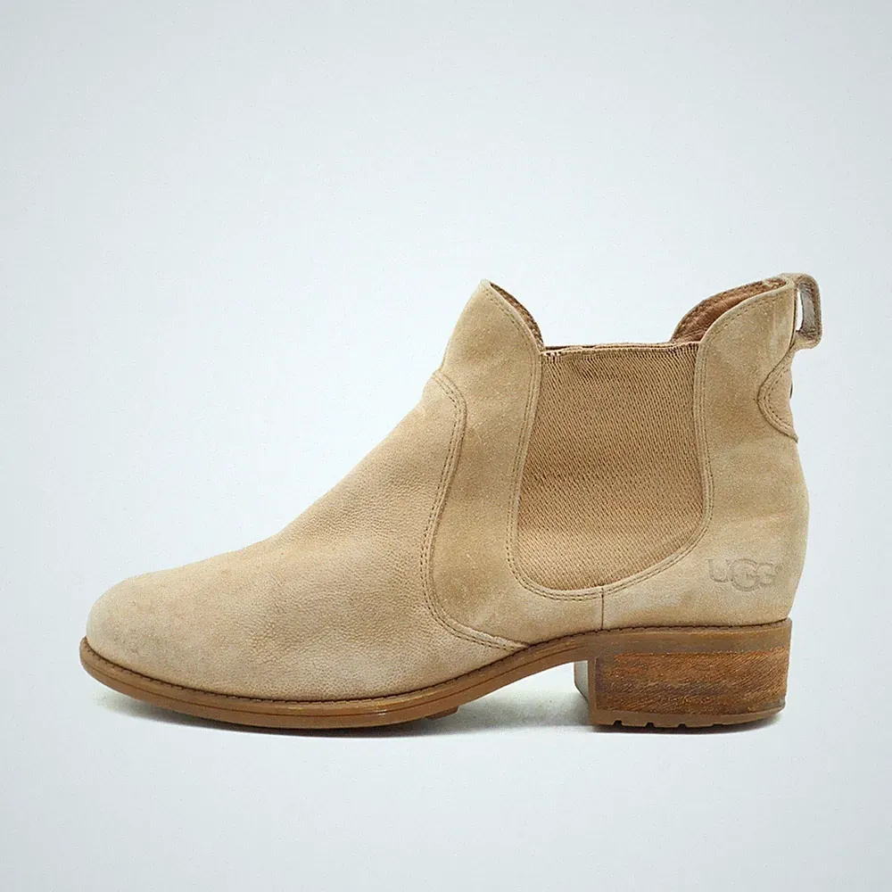 UGG Damen Stiefel EU 40,5 Chelsea Beige Wildleder Knöchel Slip-On Classic