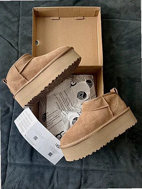 UGG Ultra Mini Platform braun - Größe 38 - neu und original