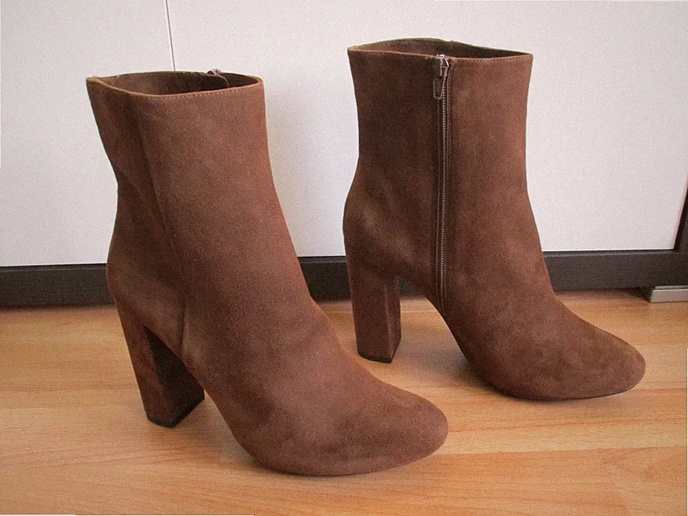 Unisa - Wunderschöne Stiefeletten / Kurzschaft Stiefel -Mod. Sami- Gr. 41 - NEU!