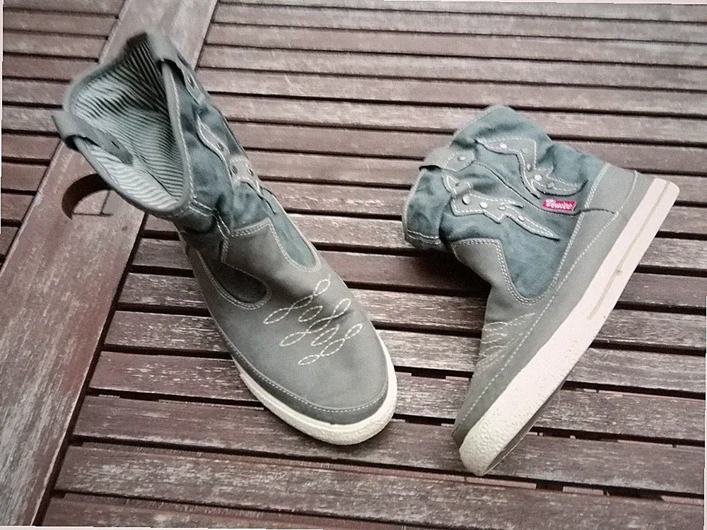 Venice süße Stiefel Stiefeletten Booties grau bestickt sportlich 36 bequem