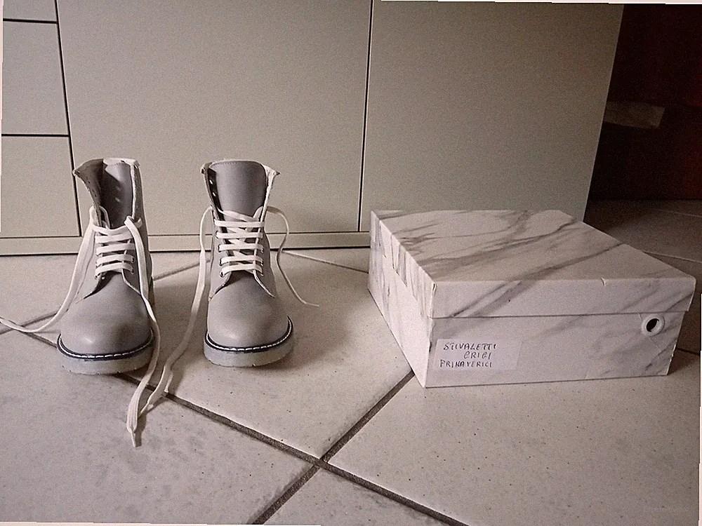 ***VERKAUFE GRAUE KNOCK-OUT STIEFELETTEN - TOP ZUSTAND - DAMEN - NEU***