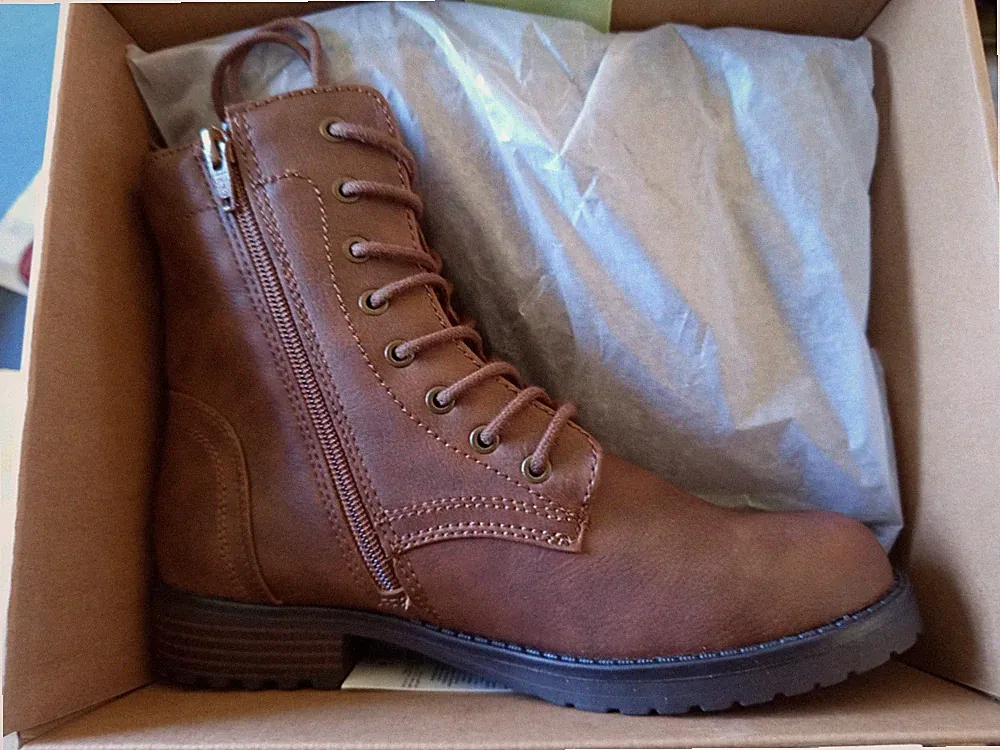 Verkauft Werden Schöne Stillhafte Damen Stiefel