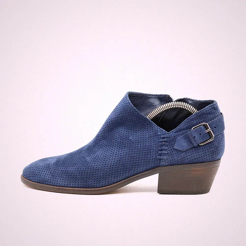 Vince Camuto Damen Stiefeletten Blau Wildleder Pflege, Leicht EU 38,5