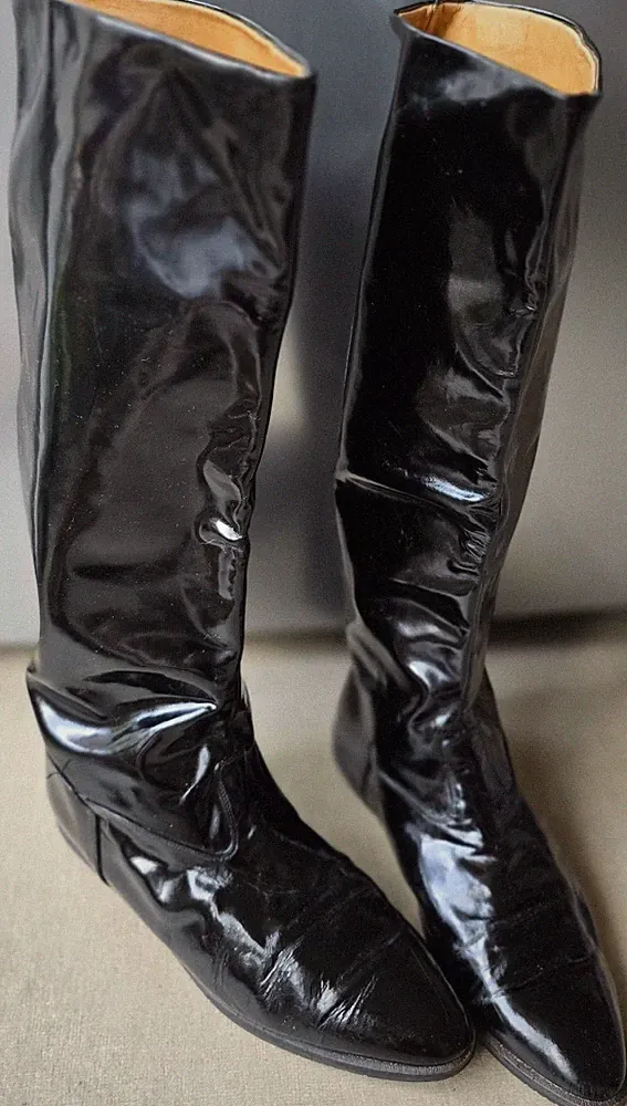 Vintage 80er ARMANDO POLLINI Schwarz Lackleder Kniehohe Stiefel Flach Italy G...