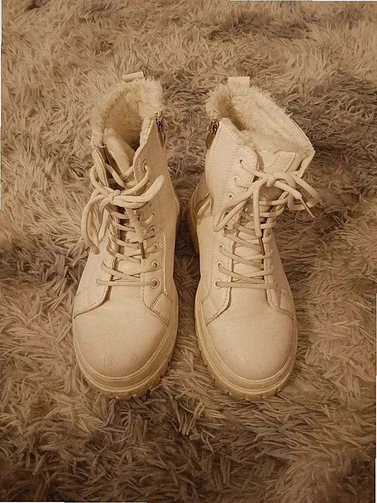 Warme Stiefel, Griffige Sohle, Größe 37