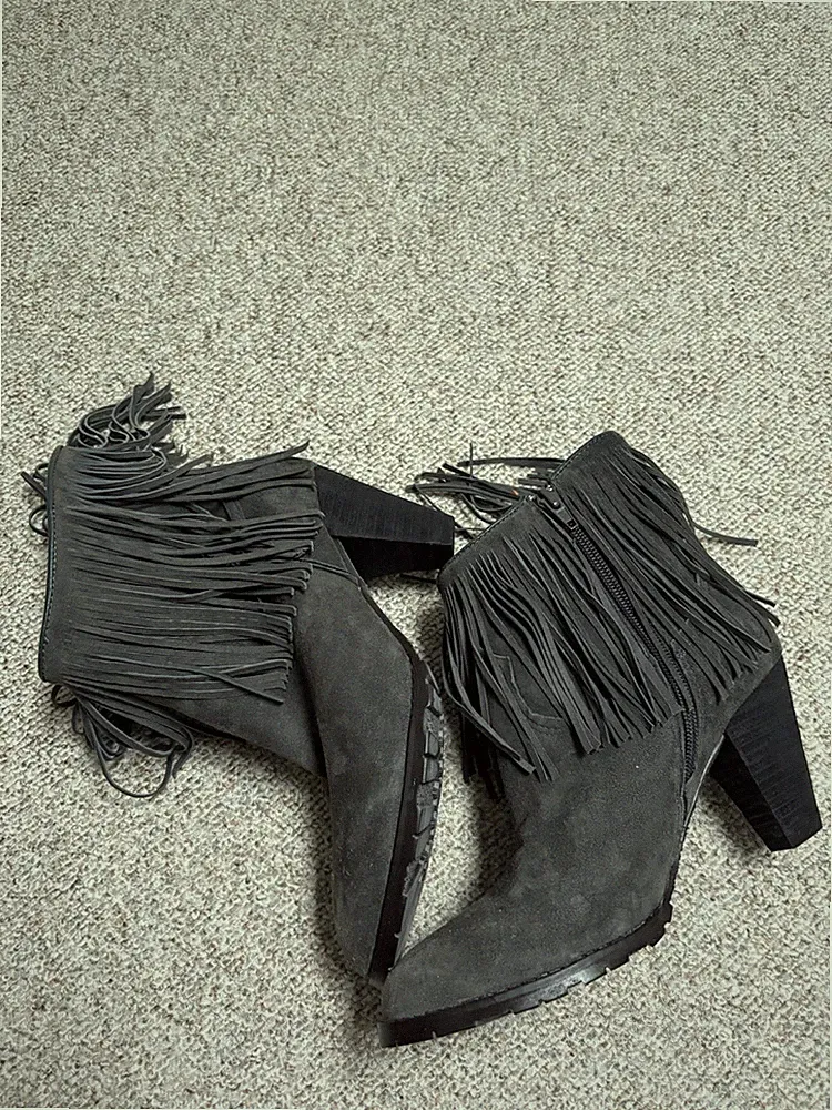 Wildleder-Stiefeletten mit Fransen neu in grau Gr. 38