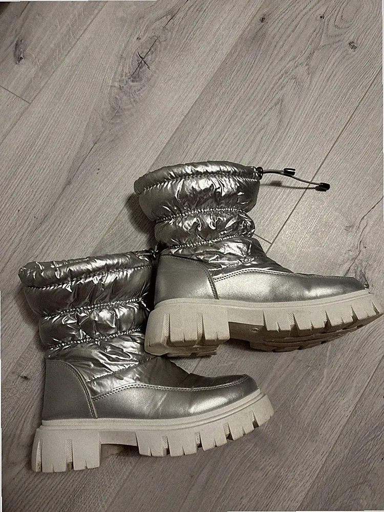 Winter Stiefelten Boots, Dicke Sohle, Silber, Mit Fell, Gr. 37